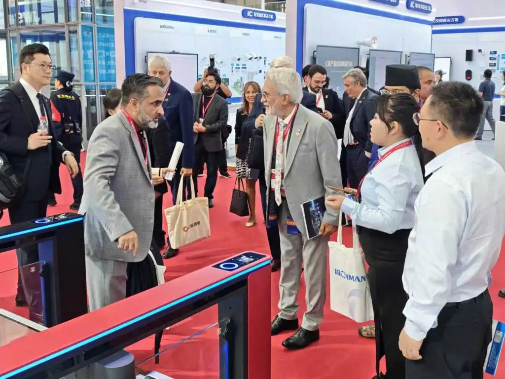 IRONMAN: Intelligenz endet